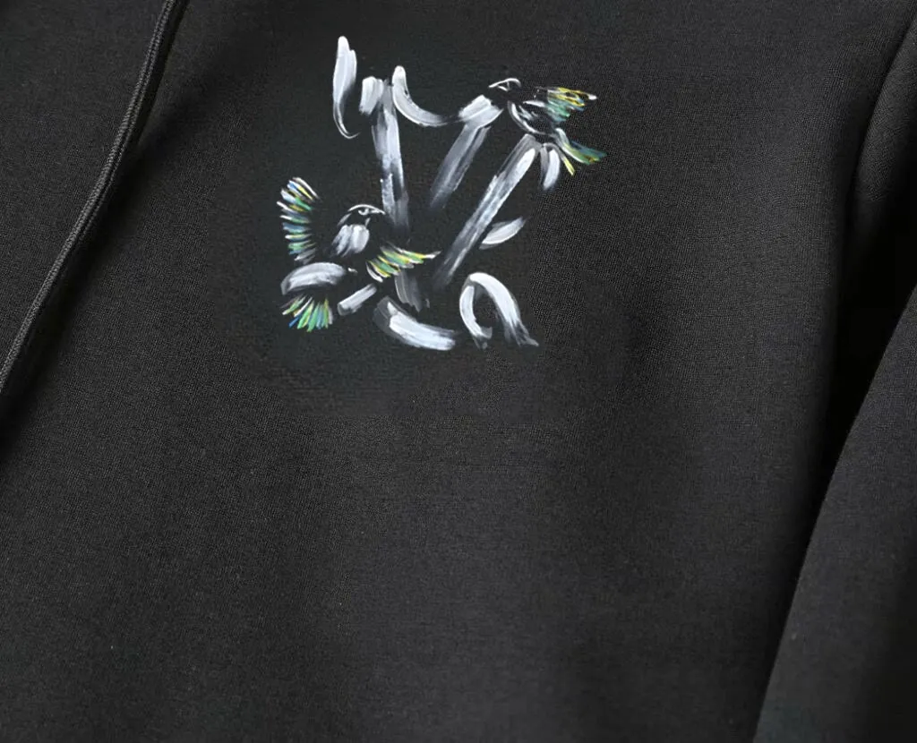🅿️400 direct batch [LV Louis Vuitton] (Fat Man Gospel) hot-selling suit is coming. Focus on the original version of the official website. 2025 new hot-selling cardigan sweater suit. The original order is the best. 🇭🇰The meticulous work of top designers. Just for a fitting and perfect upper body effect. 100% natural high-quality Roman cotton, close-fitting comfort, noble and elegant! Original hardware embodies elegance and nobility! Counter size: M-5XL (maximum wear up to 220 pounds)